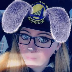 Meet your Posher, Denae